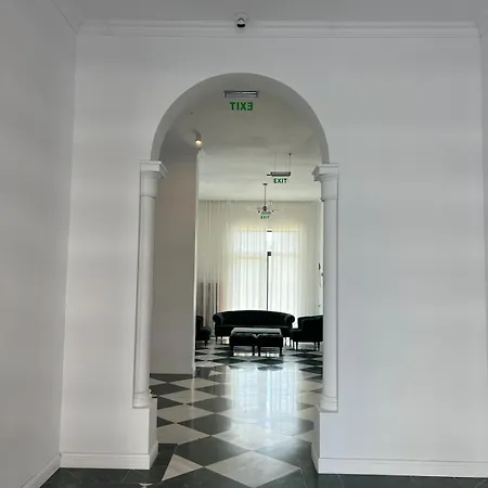 Axi *